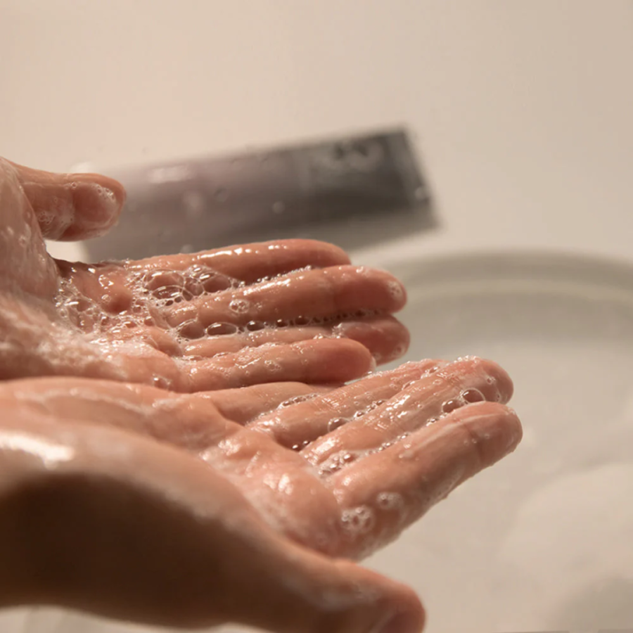 HaruHaru Wonder - Black Rice Moisture 5.5 Soft Cleansing Gel