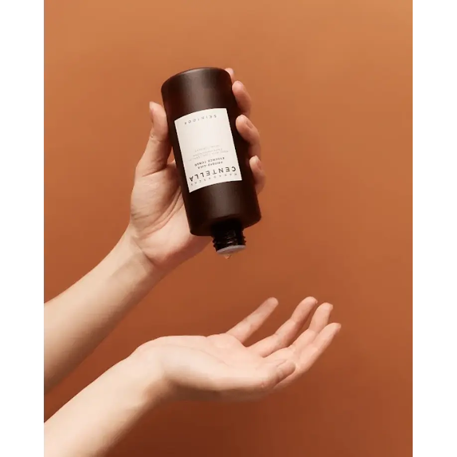 Skin1004 - Madagascar Centella Probio-Cica Essence Toner
