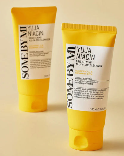 SOME BY MI - Yuja Niacin Brightening all in one Cleaser