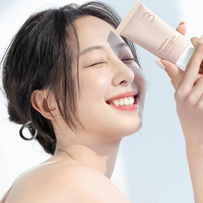 Numbuzin - No.3 Porcelain Base-Skip Tone Up Beige SPF 50 PA++++