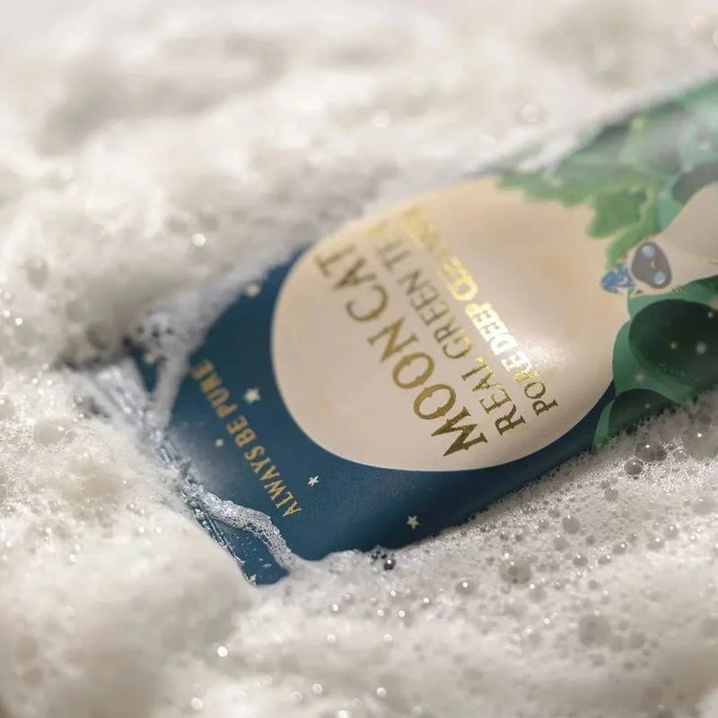 Always be pure - MOONCAT Real Green Tea Pore Deep Cleanser